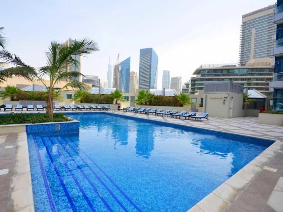 Jbr Bay Central Marina View 1 Br Дубай Екстериор снимка